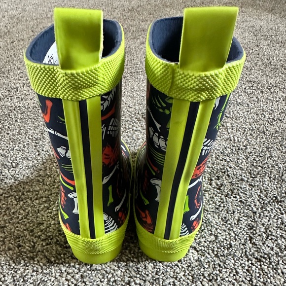 Hatley Kids Dino Shiny Rain Boots - Size 6 New In Box - Picture 3 of 6